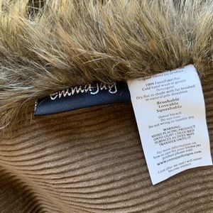 Original Emma Jay faux fur throw rug